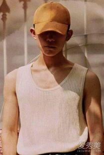 易烊千玺的肌肉照片,健身成果令人瞩目  第3张